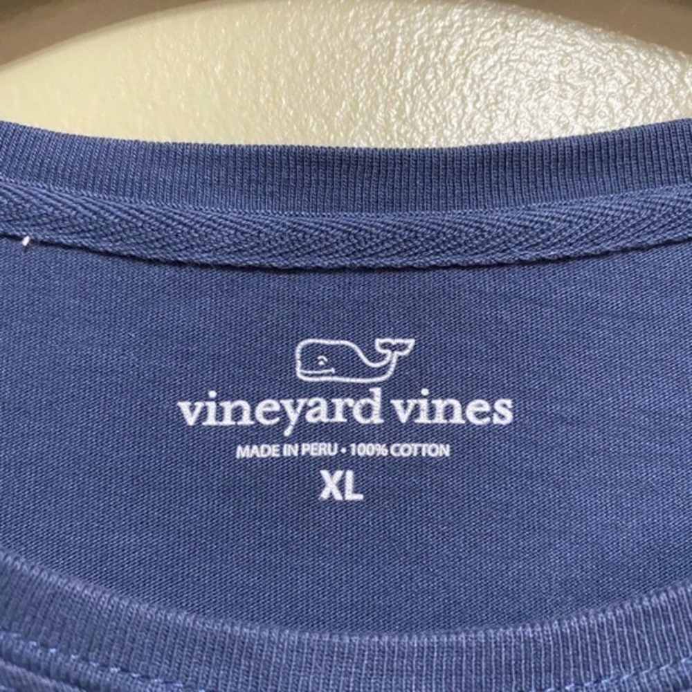 Vineyard Vines Long Sleeve‎ T-shirt, size XL - Picture 4 of 5